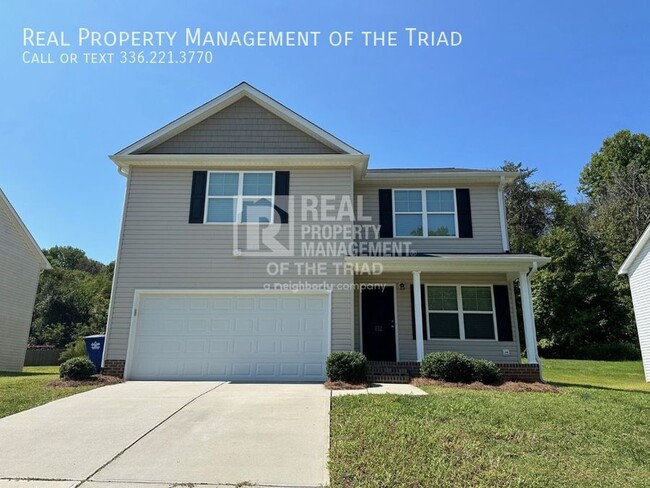 Primary Photo - *Move In Special* Nice newer 4BR/2.5BA hom...