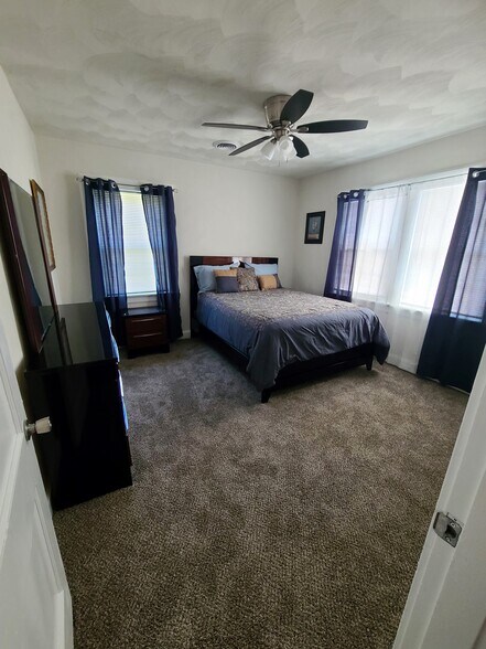 Bedroom 2 - 257 Mt Vernon Ave