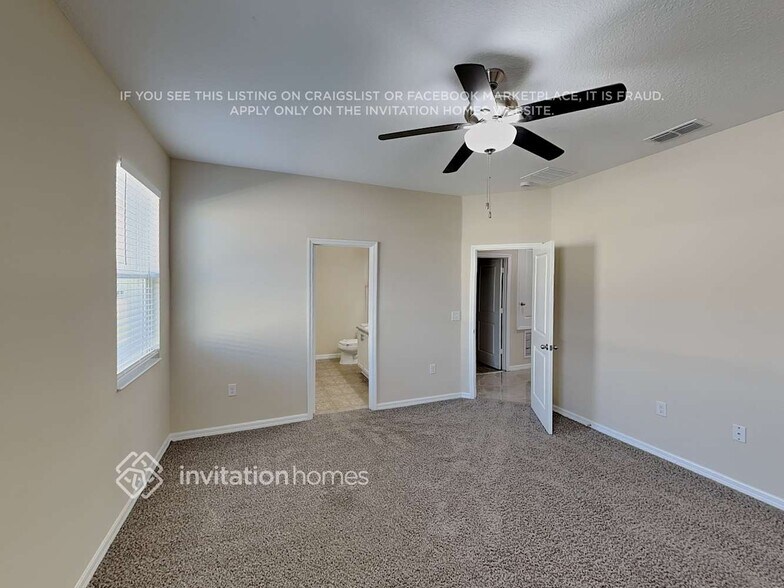 Building Photo - 2804 Wagon Wheel Trl