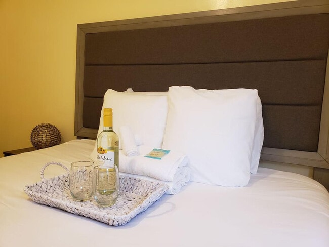 Building Photo - 59 Dartmouth Ave