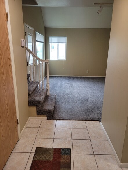 Entry - 4207 W Bampton Ln