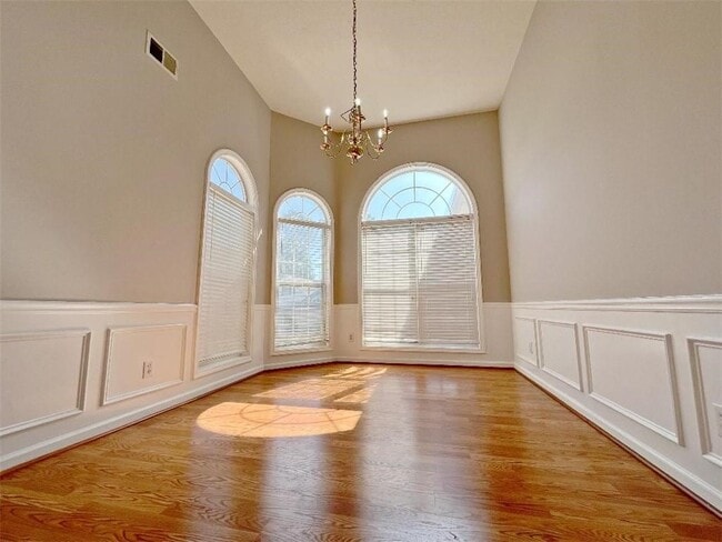 Building Photo - 408 Lee Miller Dr