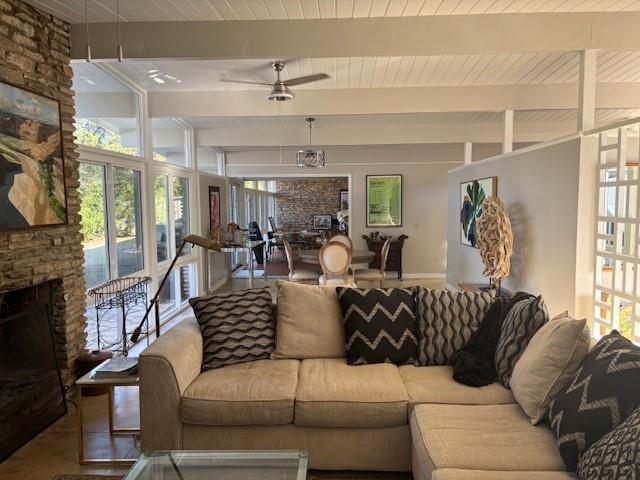 Building Photo - 3400 Stoneridge Rd