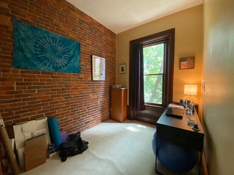 Building Photo - 486 Columbus Ave