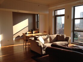 Building Photo - 165 N Canal St