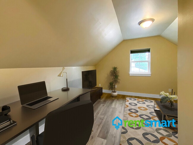 Building Photo - 2626 O'Shaughnessy