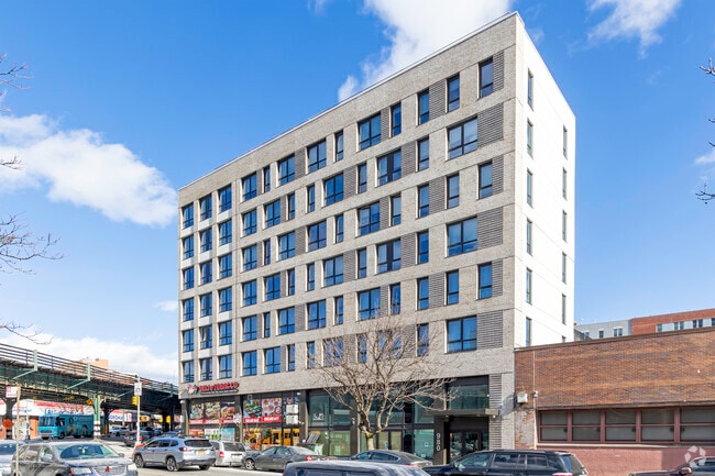 Building Photo - 980 Westchester Ave
