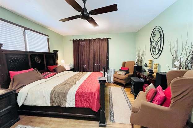 Building Photo - 1164 3 Rd St