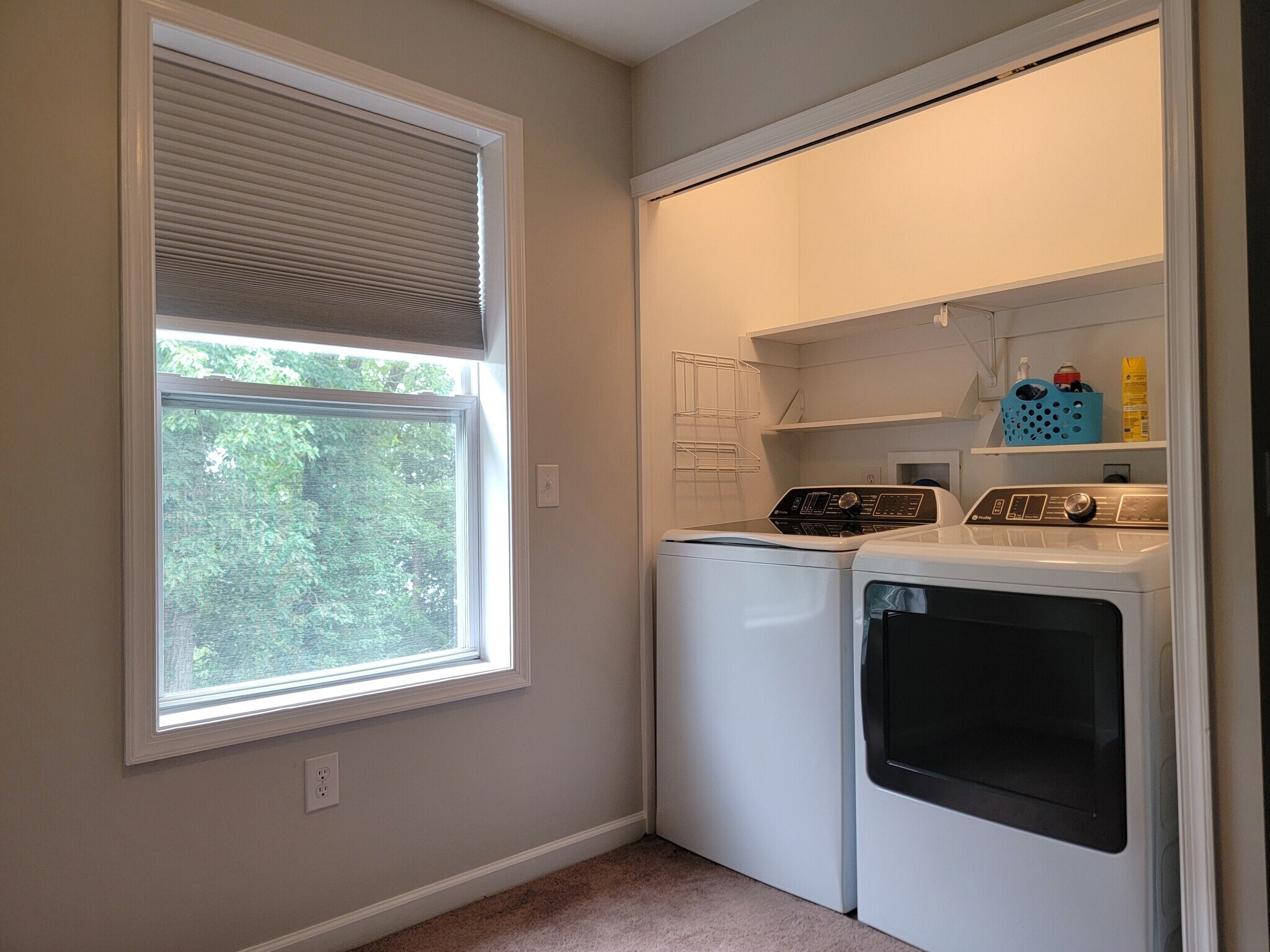 Building Photo - 15 Westpointe Dr