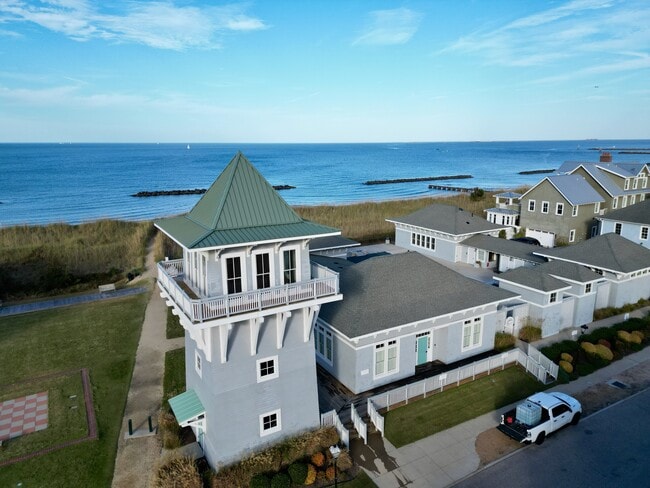 Building Photo - 9517 23rd Bay St