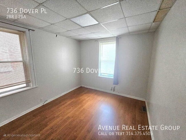 Building Photo - 736 Dover Pl