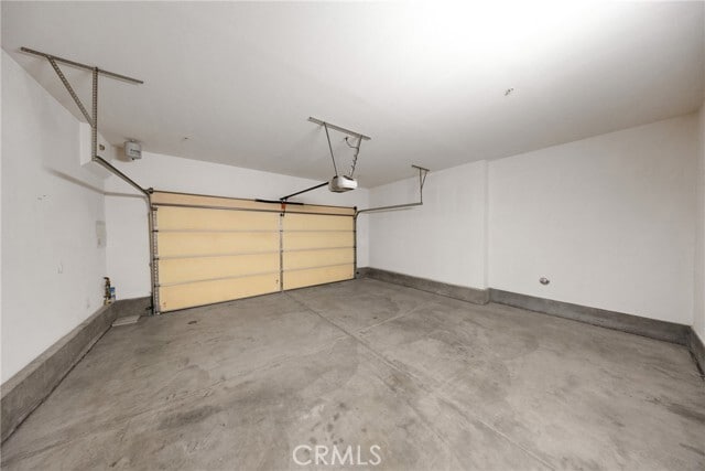 Building Photo - 751 Huron Pl