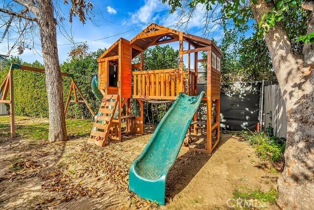 Building Photo - 14143 Hatteras St