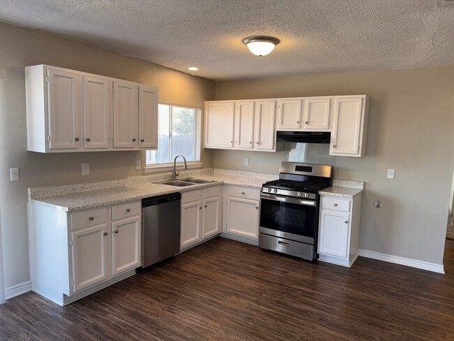 Building Photo - 6011 Little Brandywine Crk