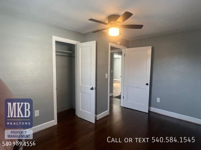 Building Photo - 6221 Shady Acres Dr