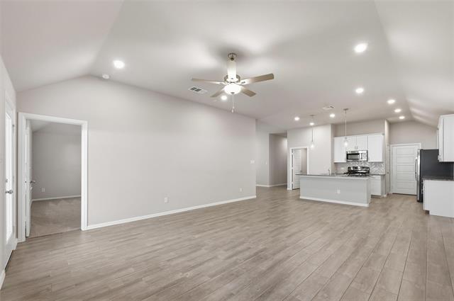 Building Photo - 501 Big Bnd Pkwy