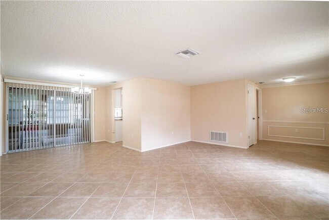 Building Photo - 12217 Buttonwood Row