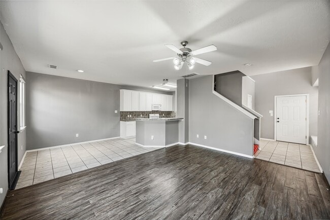 Building Photo - 12427 Oriole Lake Way