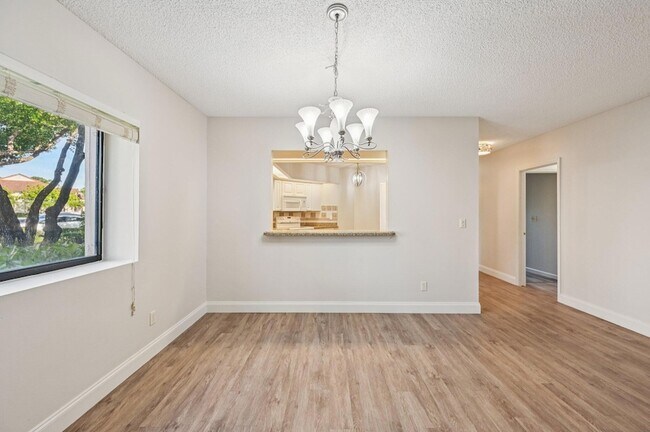 Building Photo - 1103 Duncan Cir