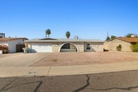 Building Photo - 3812 W Loma Ln