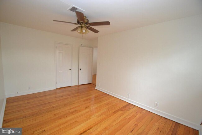 Building Photo - 3546 S Utah St