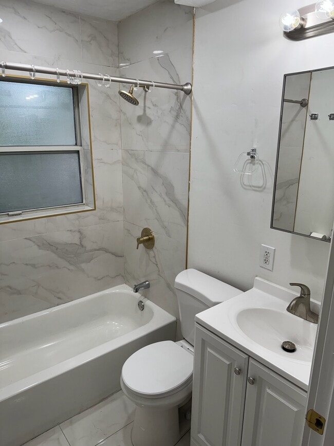 Building Photo - 1216 S 1100 E