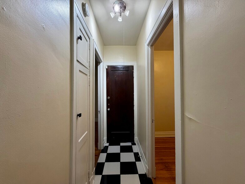 Building Photo - 125 Elmwood Ave