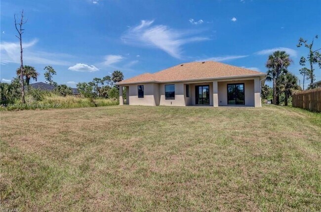 Building Photo - 2815 Nancy Dr