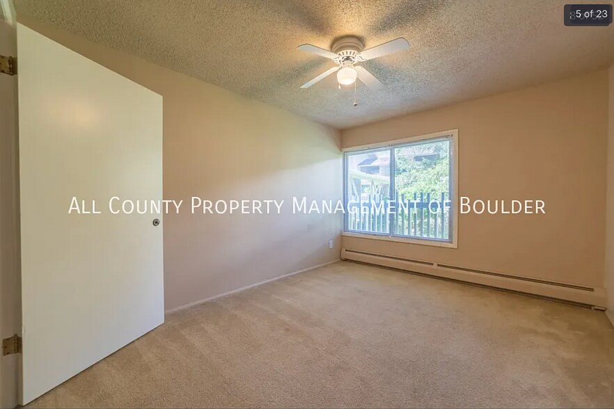 Building Photo - 2707 Valmont Rd