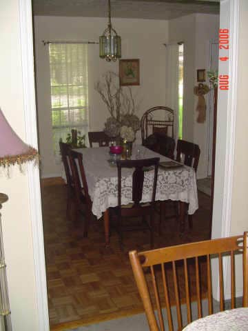 Building Photo - 6202 Wagonwheel Cir