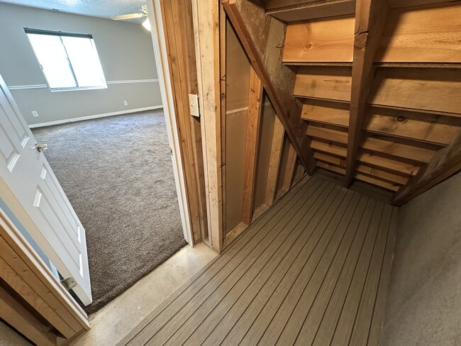 Building Photo - Lehi 625 House