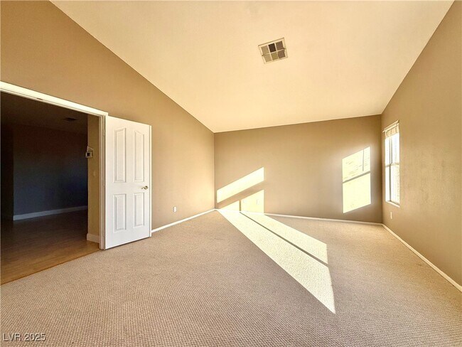 Building Photo - 3745 Bossa Nova Dr