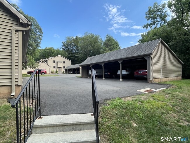 Building Photo - 40 Conestoga Way