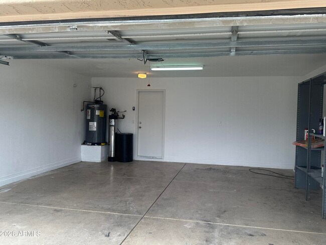 Building Photo - 3901 E Morenci Rd