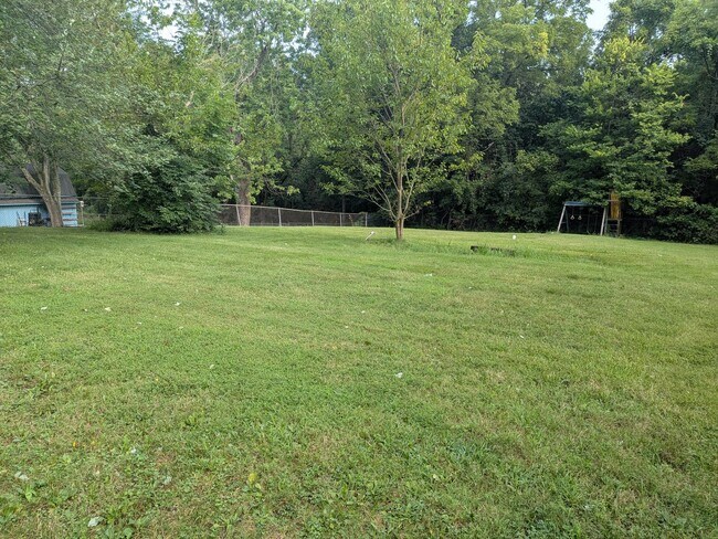 Building Photo - 6245 E Gilpin Rd