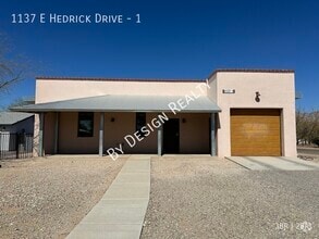 Building Photo - Custom 3 Bed 2 Bath in North Midtown