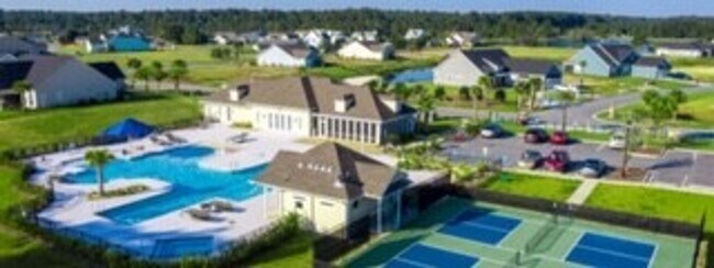 Building Photo - Welcome To The Preserves At Hiltonhead Lakes