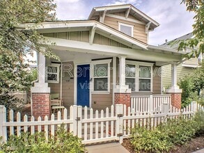 Building Photo - 2871 Alton St