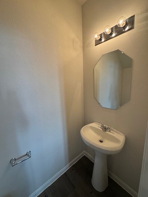 Building Photo - 3906 Deledda Dr