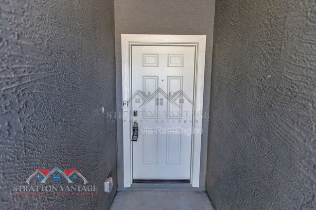 Building Photo - 5771 E Thetis Dr