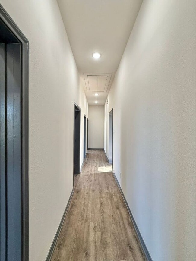 Building Photo - Beautiful 3-Bedroom, 1-Bath Home with Modern Updates!