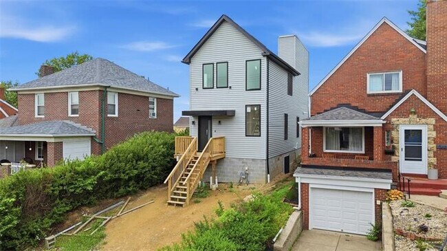 Building Photo - 1361 Hawthorne St