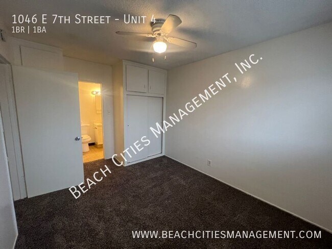 Building Photo - 1046 E 7th St