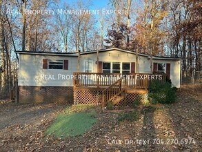 Building Photo - 5268 Montana Cir NW