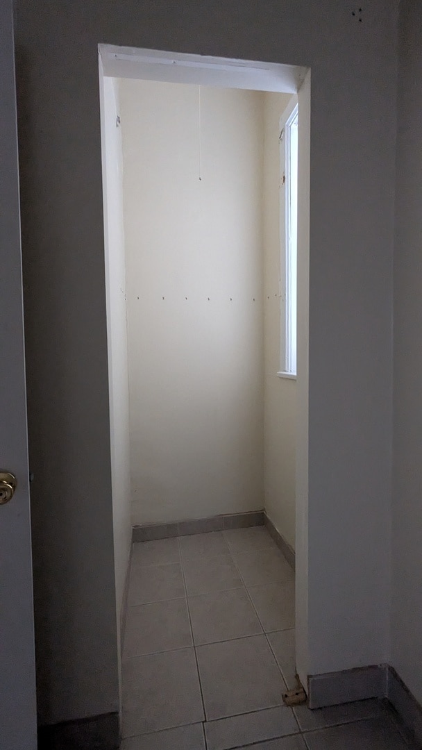 Building Photo - 2636 W Division St