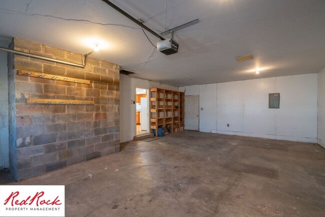 Building Photo - 237 N Scenic Dr W
