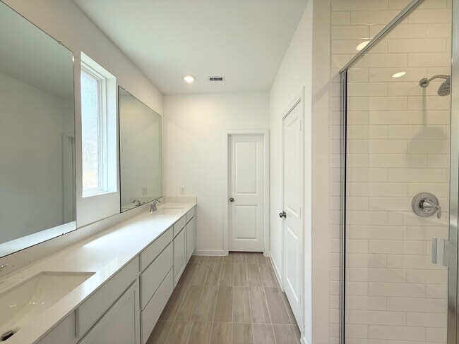 Building Photo - 28718 Grand Mesquite Ln