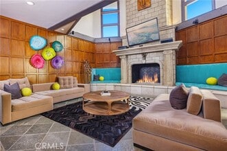 Building Photo - 266 Canyon Acres Dr