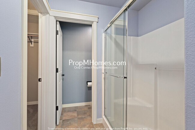 Building Photo - Cozy Two Bedroom Townhome in the Heart of ...