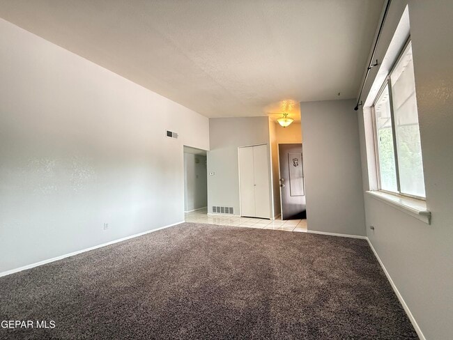 Building Photo - 11109 Pink Coral Dr